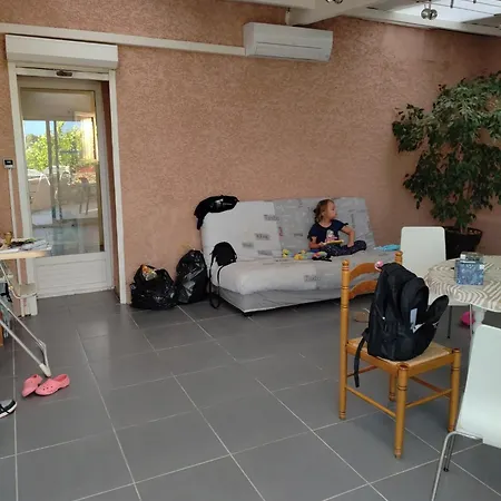 La Piscine Semesterbostad